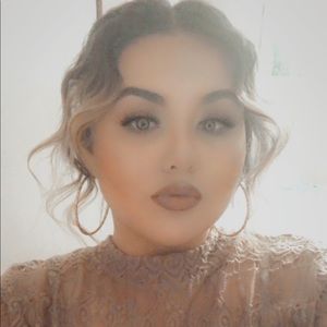 Meet your Posher, Kash